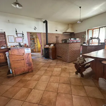 招待所 Casa Iris 3*