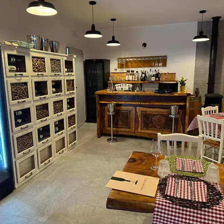 Casa Iris 3*