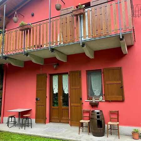 Casa Iris 3*