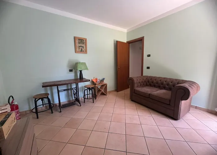 Casa Iris Gæstehus Omegna